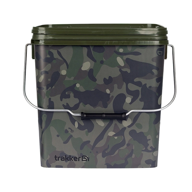 Trakker 13 Ltr Camo Square Container Inc Tray